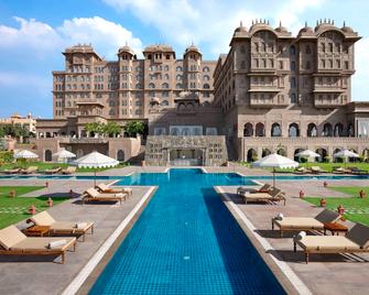 Fairmont Jaipur - Jaipur - Havuz