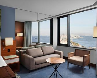 شيراتون اسطنبول أتاكوي هوتل - اسطنبول - غرفة معيشة
