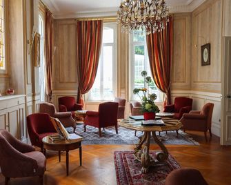 Hotel Castel Jeanson - Épernay - Salónek
