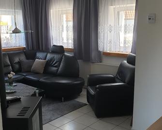 Ehemaliger Bauernhof - Gunzenhausen - Wohnzimmer
