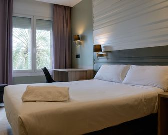 Hotel Miramar Badalona - Badalona - Ložnice