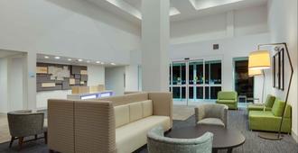 Holiday Inn Express & Suites Orlando International Airport - Orlando - Budynek