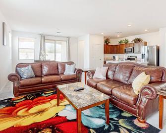 Newly built home with enclosed yard, effortless flow, streaming, W/D, & AC - Avondale - Living room
