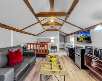 Timberline Lodge - Ellicottville