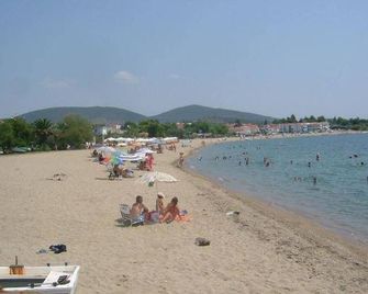 Estelle Hotel - Gerakini - Spiaggia