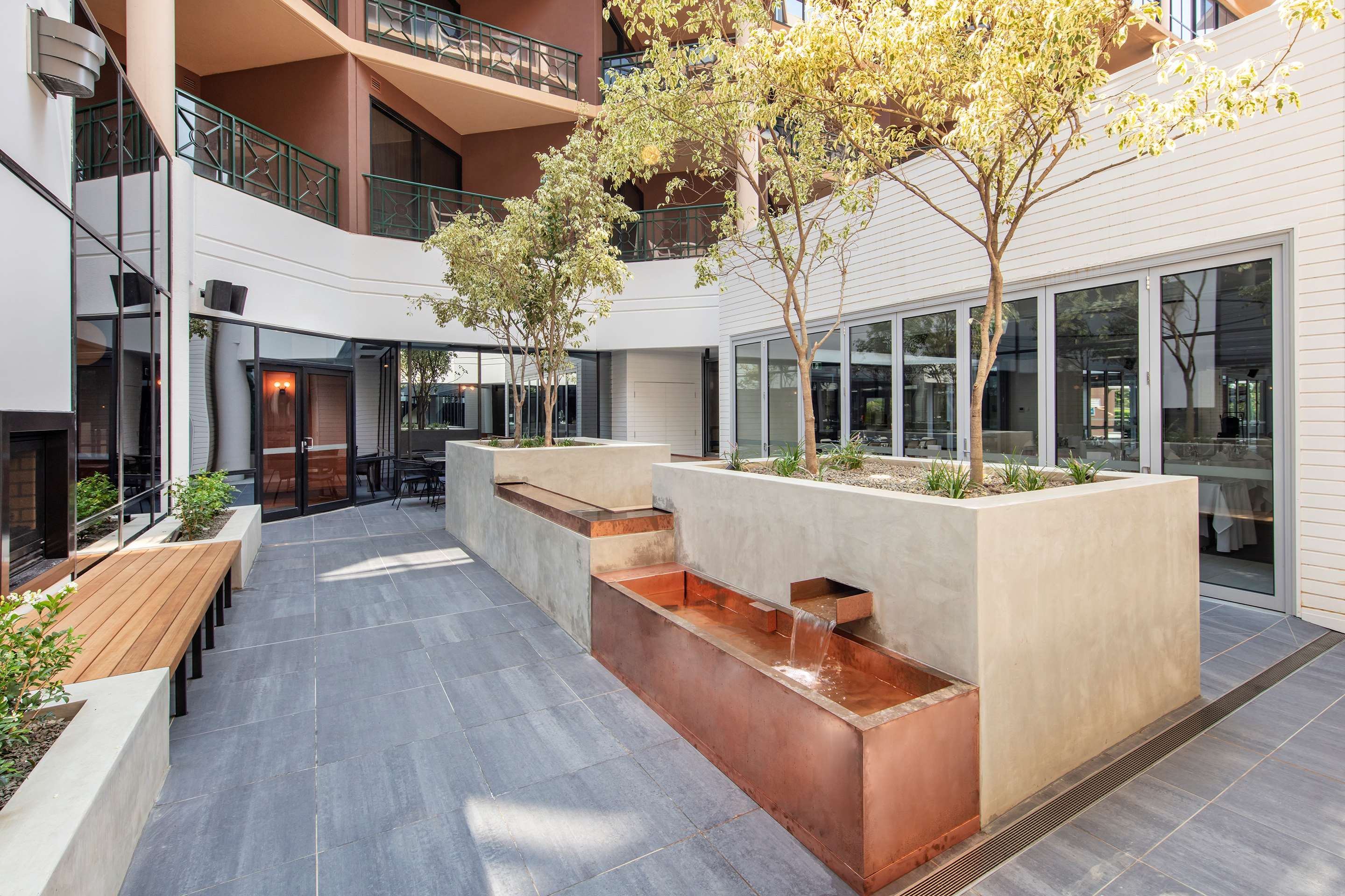 Amora Herencia Riverwalk Melbourne