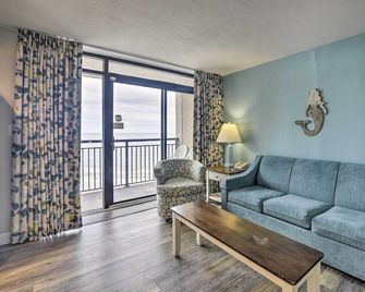 Oceanfront Condo w/ Views in North Myrtle Beach! - North Myrtle Beach - Sala de estar