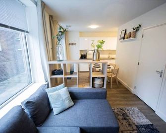 Magnificent Two Bedroom Apartment - Sd23m - Eindhoven - Living room