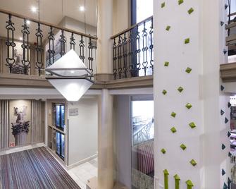 Three Corners Hotel Art - Budapest - Lobby