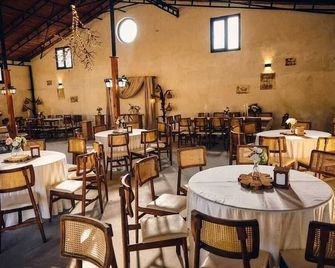 Erdem Ciftligi/ Ephesus Arena - Selçuk - Restaurant