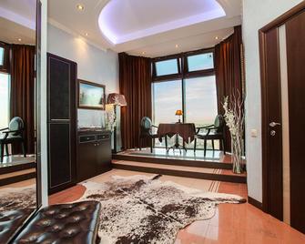 Triumph Palace Boutique Hotel - Moscú - Habitación