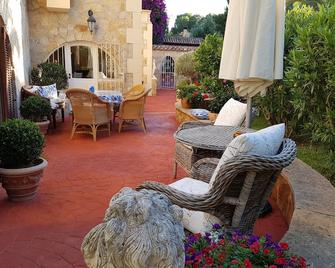 Casa Paradies, holidays for the soul - Làng Calvia - Hàng hiên