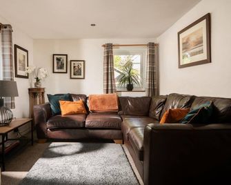 Cottage Living with all the Home Comforts you'd Expect. - Kirkby Stephen - Wohnzimmer