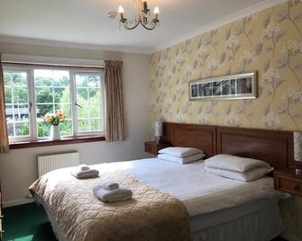 Distillery Guest House - Fort William - Bedroom