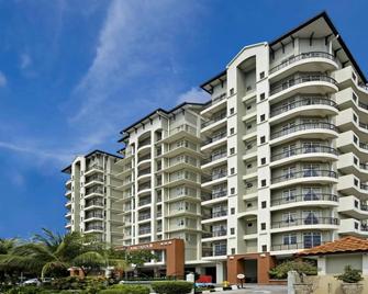 AnCasa by Ambassadors Suite - Si Rusa - Building