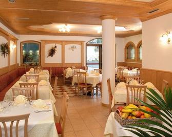 Hotel Fior Di Bosco - Giovo - Restaurant