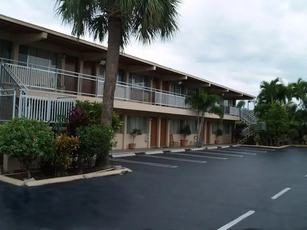 Parkview Motor Lodge - ווסט פאלם ביץ' - בניין