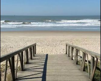 Casa de Praia Navegantes - 100 metros do mar - Navegantes - Beach