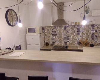 Appartement city center forcalquier - Forcalquier - Cuisine