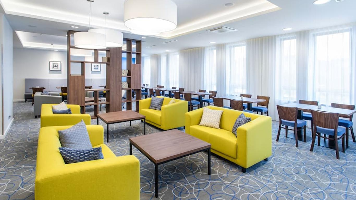 Hampton by Hilton Oliwa