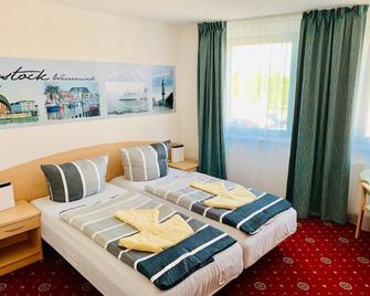 Hotel Pension Petridamm - Rostock - Habitación
