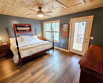 Hideaway Cabin near Mammoth Springs, Ark - Mammoth Spring - Bedroom