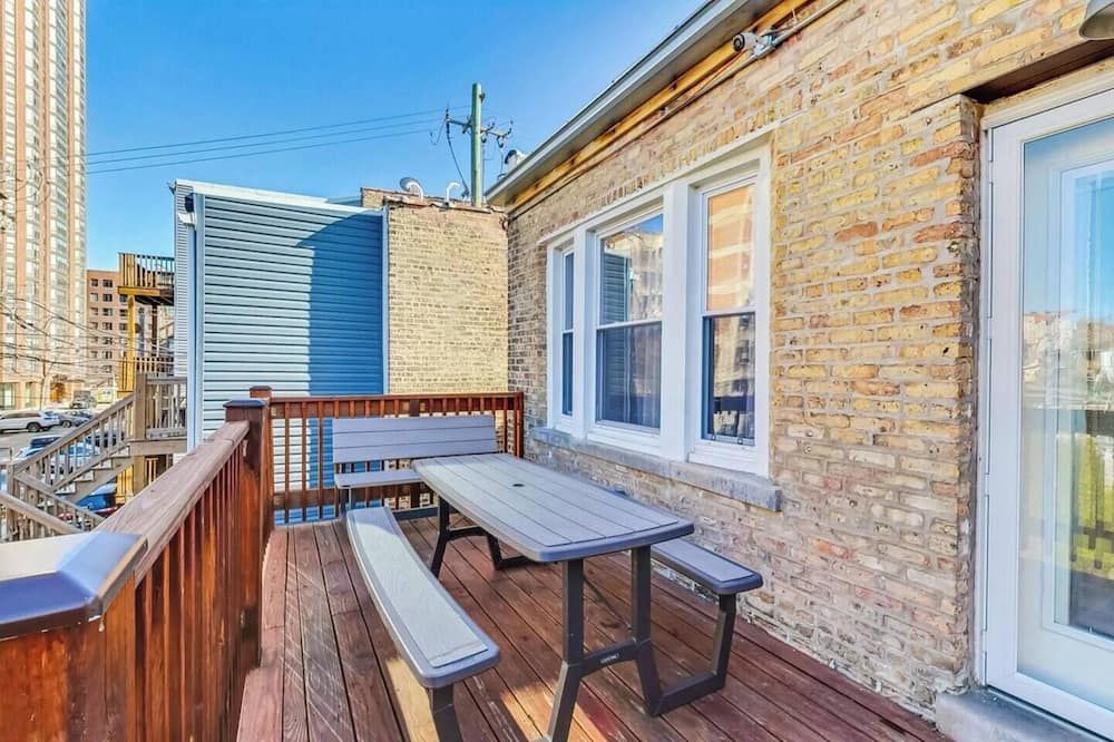 Bright & Modern Apt | Steps to Lake, Train, Food - שיקאגו - מרפסת