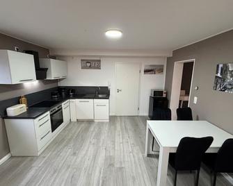 Moderne 2-zimmerwohnung - Ettlingen - Küche