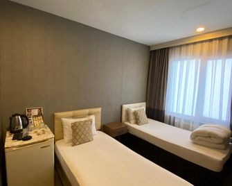 Hit Suites Avcilar Hotel - Büyükçekmece - Bedroom