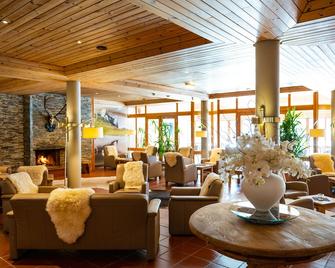 Hotel Das Gastein - ganzjährig inklusive Alpentherme Gastein & Sommersaison inklusive Gasteiner Bergbahnen - Bad Hofgastein - Lounge
