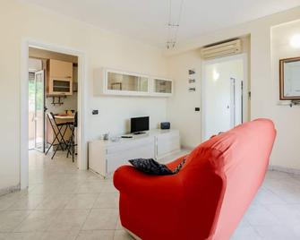 La Spezia Proffiano District Roomy Flat - Vernazza - Living room