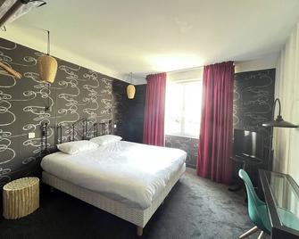 Grand Hotel Niort Centre - Niort - Camera da letto