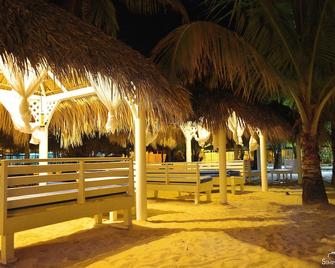 Arenas Beach Hotel - Big Corn Island - Patio
