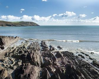 Aherne's Townhouse Hotel and Seafood Restaurant - Youghal - Spiaggia