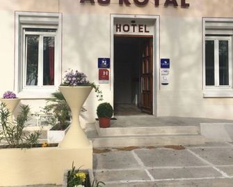 Au Royal Hotel - Carcassonne - Building