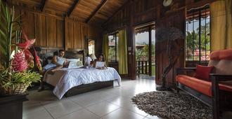 Hotel Rancho Cerro Azul - La Fortuna - Schlafzimmer