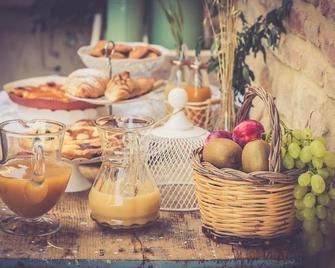 Il Vicoletto Di Bibi - B&b - Staffolo - Cibo