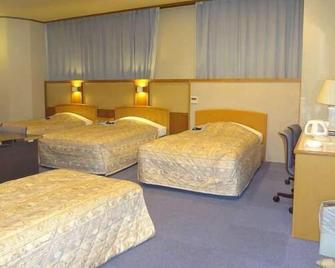 Asano Hotel - Kitakyūshū - Schlafzimmer