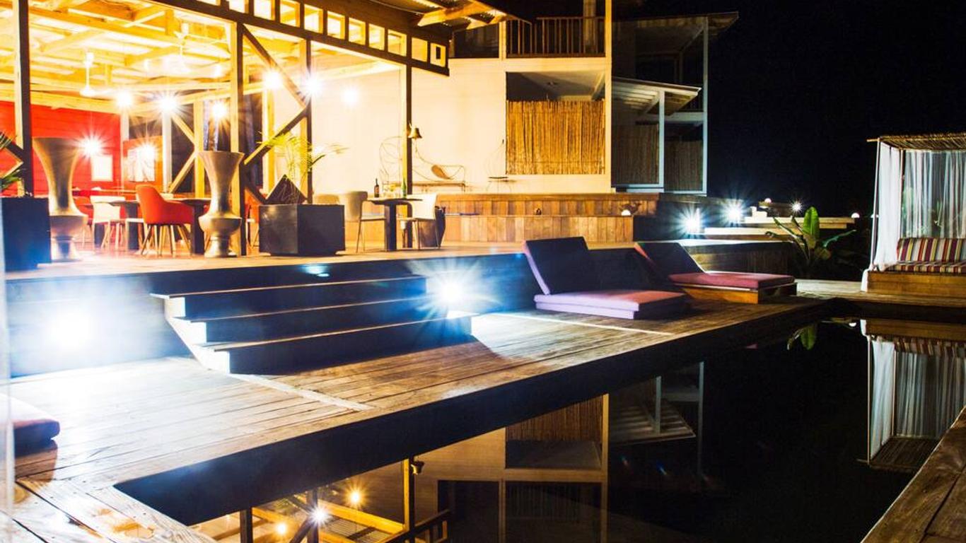 Villa F&B