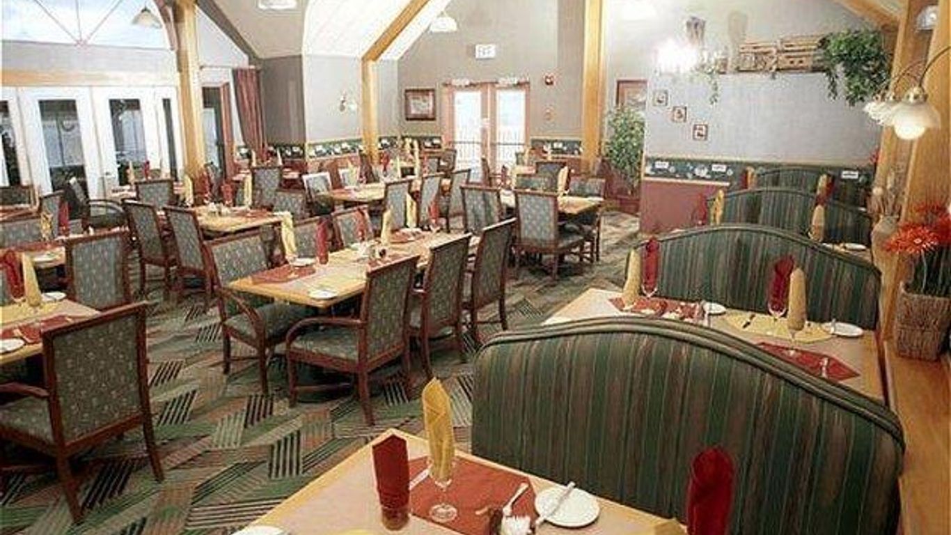 Riverside Resort & Conference Centre