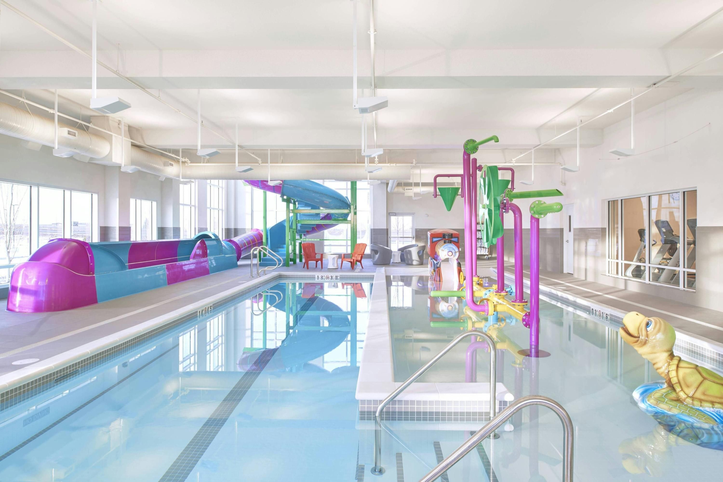 TownePlace Suites by Marriott Medicine Hat - Medicine Hat - Pool
