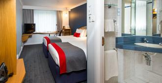 Holiday Inn Express East Midlands Airport - Derby - Bedroom