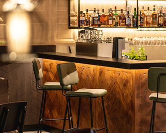 Freshsuites & Bar - Dachau - Bar