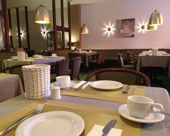 Hotel Deutschherrenhof - טרייר - מסעדה