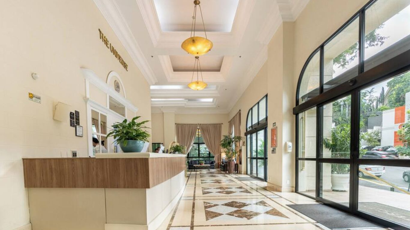 Intercity Pamplona - The Universe Paulista