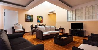 Gaia Hotel & Reserve- Adults Only - Manuel Antonio - Living room