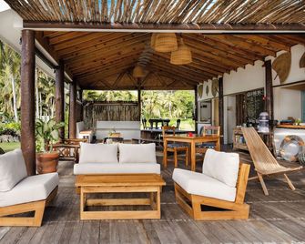 Oarsman's Bay Lodge - Adults Only - Nacula Island - Patio