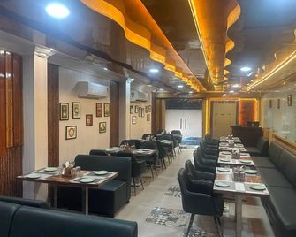Vibha Raj Grand - Kanpur - Restaurant