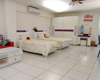 Alien B&B - Hualien City - Quarto