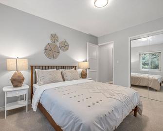 Stylish Chic Condo + Free Parking, Convention Ctr! - Seattle - Habitació